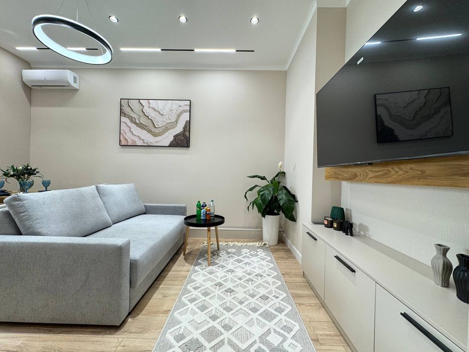 Новая 2х комнатная квартира с тёплым полом в Мирабаде бывший узбум