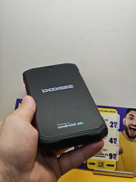 Doogee S98 de santier