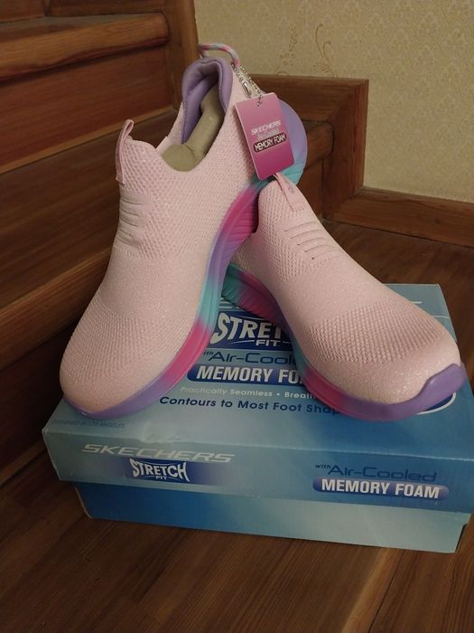 Skechers красовка