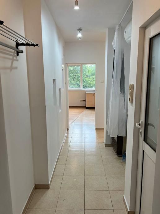 Дава се под наем Тристаен апартамент в София, Хаджи Димитър - 82 кв.м за 575 € - Снимка #8