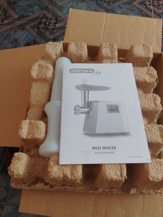 Месомелачка, нова