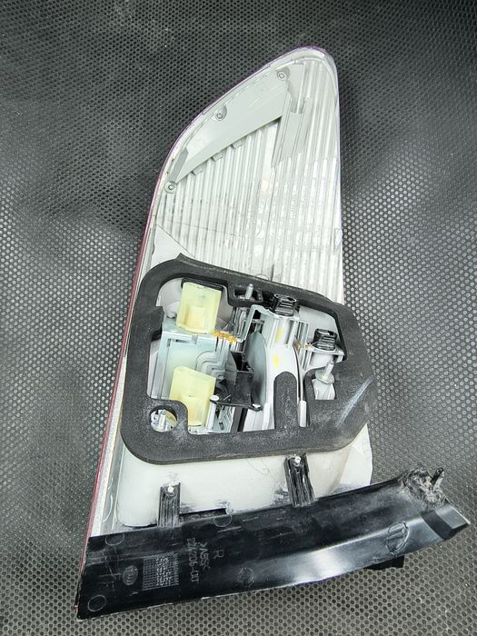 Stop stânga/dreapta spate BMW X6 E71 an 2011