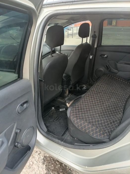 Рено логан 2. Renault Logan 2 2014 газ бензин.