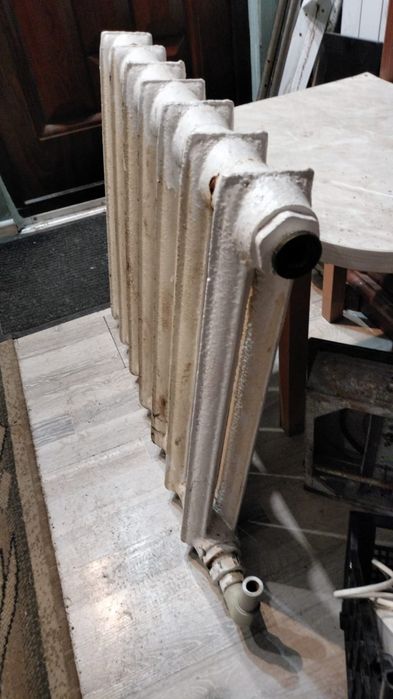 Чугунная батарея 7 секций