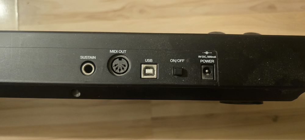 MIDI Контролер/Синтезатор - Alesis VI61