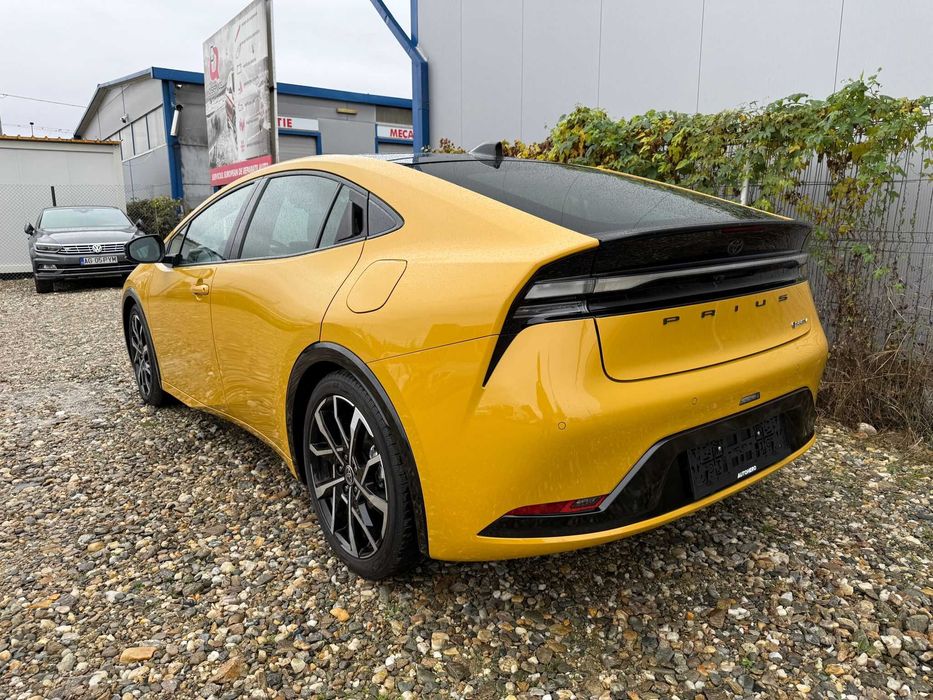 Toyota PRIUS PHEV 2.0  E-CVT FWD Exclusive - 223 CP