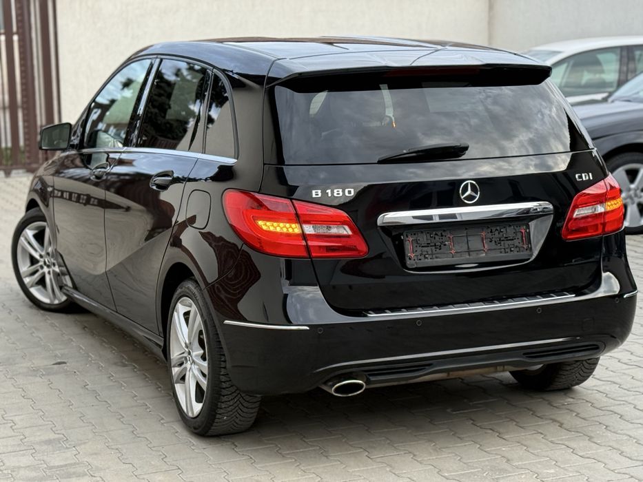 Vand Mercedes B-class An 2012 Motor 1.8 Diesel