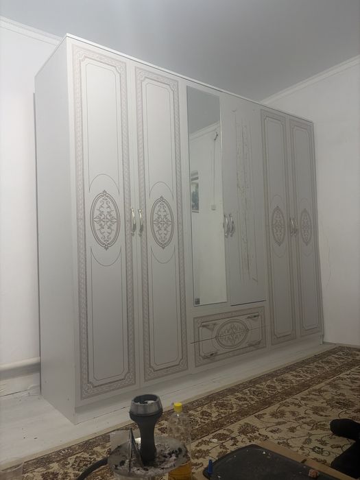 Спальный шкаф сатылады срочно