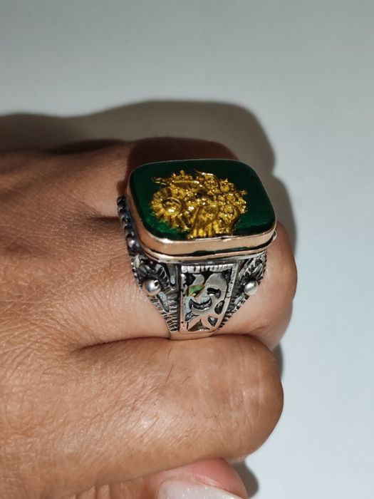 Мужской печатка .