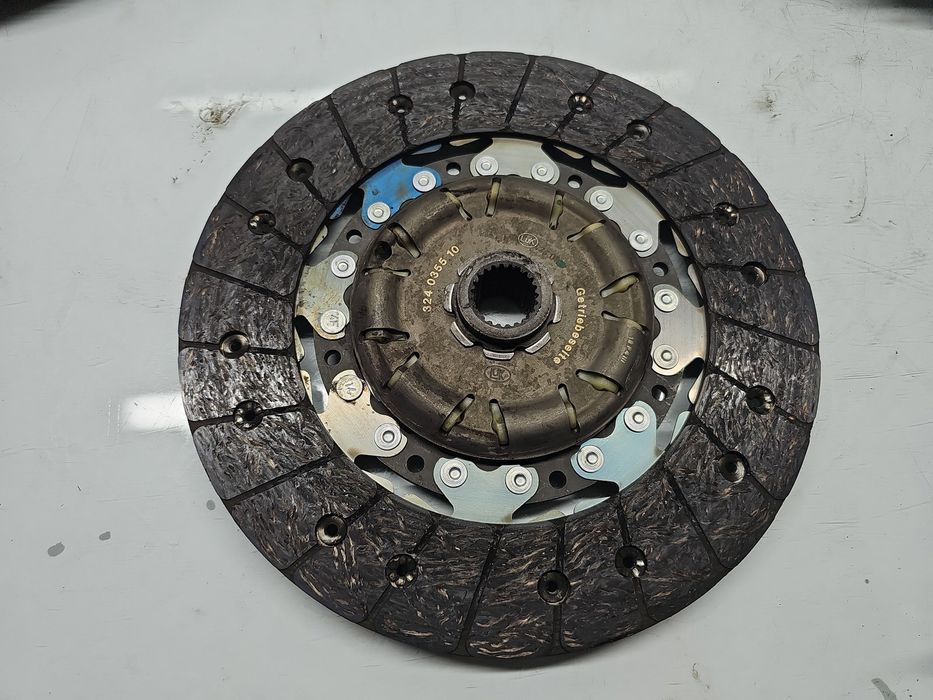 Kit ambreiaj volanta masa dubla AUDI A3 (8P1) [Fabr 2003-2012] 2.0 TDI