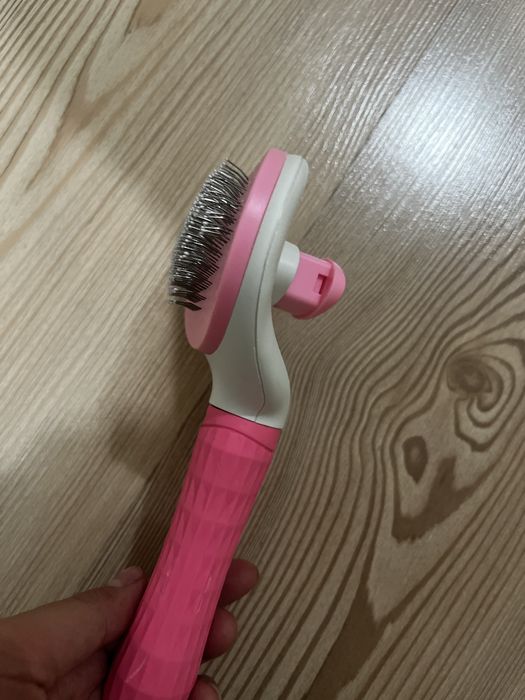 Пуходерка, чесалка для кошек