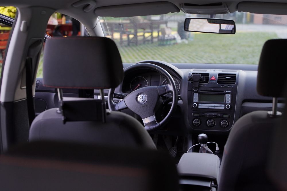 VOLKSWAGEN Golf 2006 — imagine 5