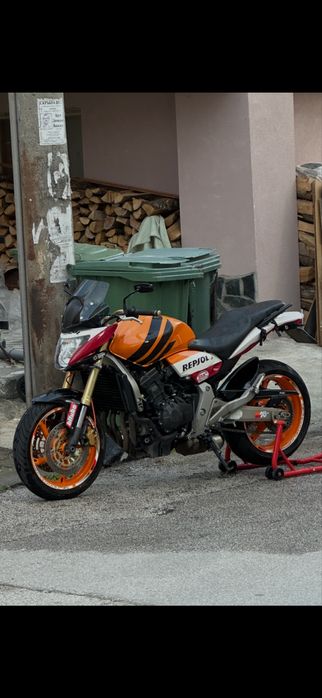 Honda hornet pc41