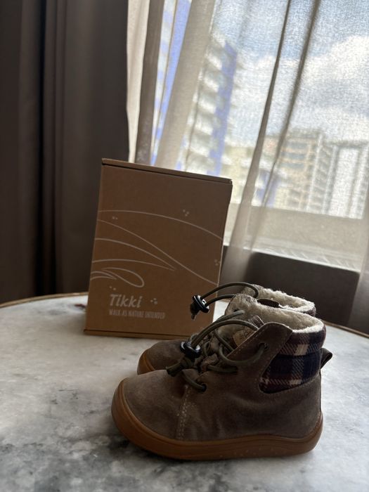 Боси обувки и маратонки на Tikki, Blifestyle, Bisgaard, Nike, Crocs