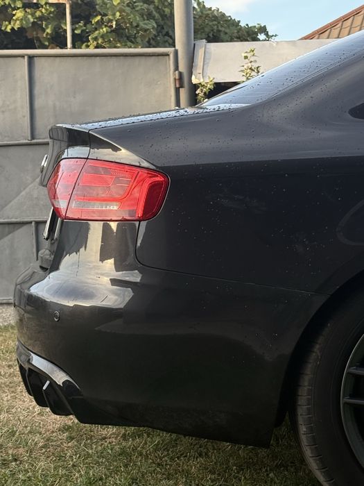 audi a4 b8 limo 2011 2.0d