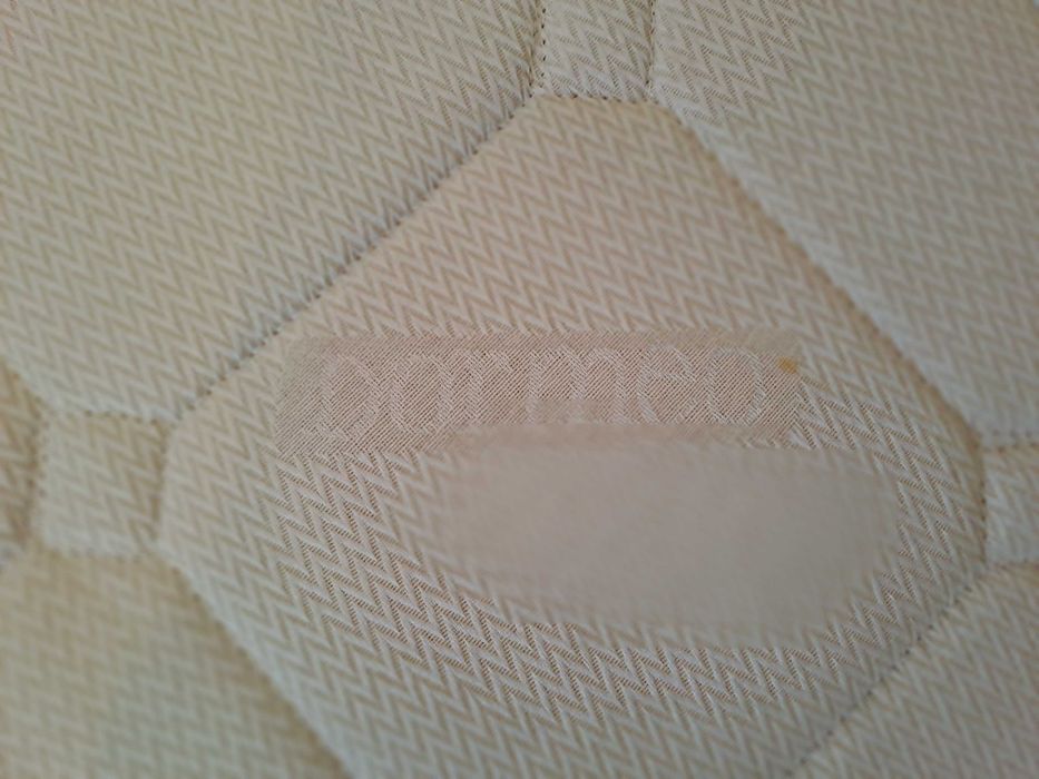Pat adult 90 X 200 cu saltea Dormeo 2 fete plus comoda cu 3 sertare