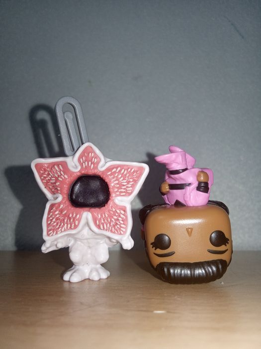 kinder joy фигурки осд очень странные дела