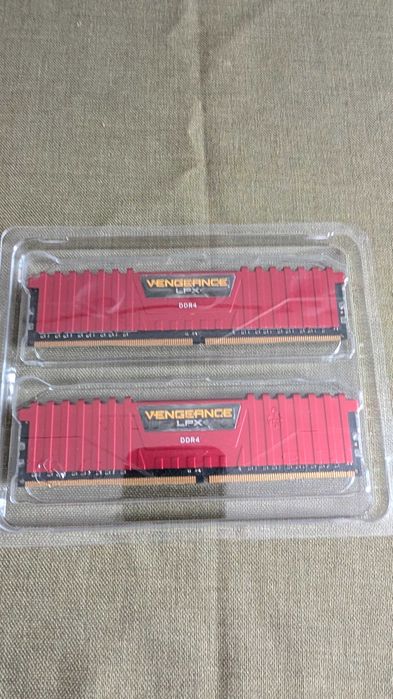 16GB DDR4 3200MHz Corsair Vengeance LPX (2x8GB) / РАМ Памет за Компютър / Бърза RAM за Ъпгрейд и Гейминг / Dual Channel