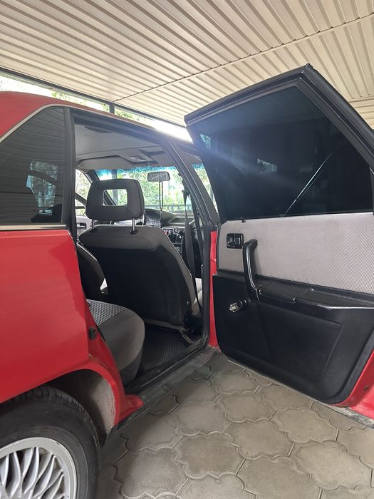 Продам Audi 100 c3