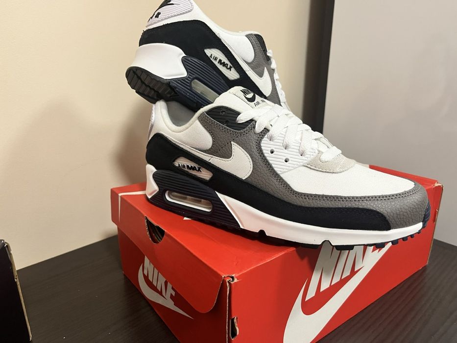 Оригинални маратонки Nike air max 90 - чисто нови, номер 42,5