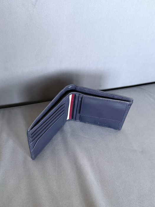Portofel Tommy Hilfoger de piele