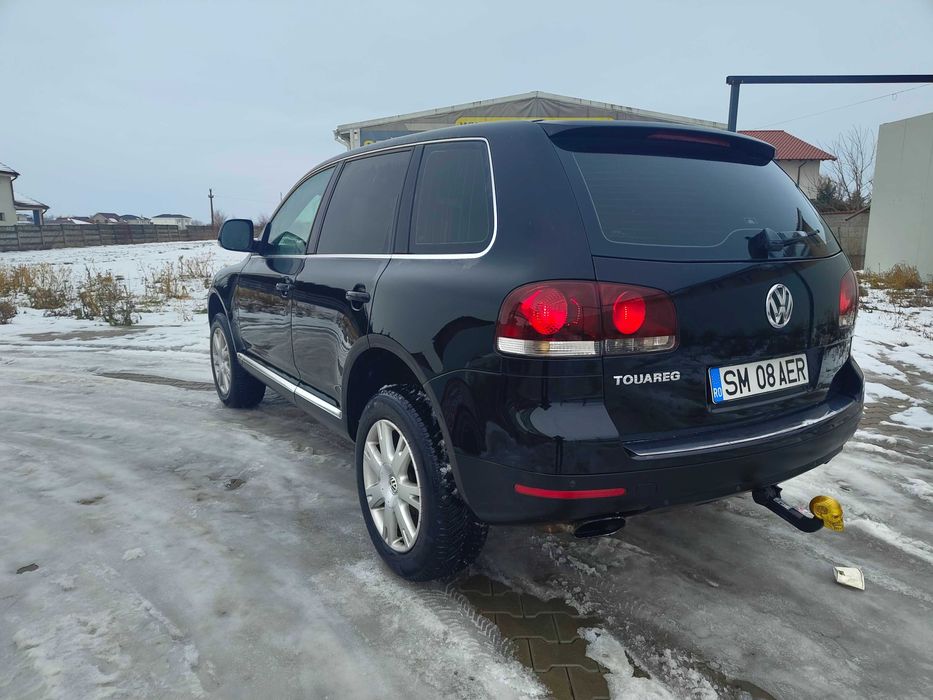 VW Touareg R5 2.5 TDI Facelift 2010 – 4x4 – Stare foarte bună