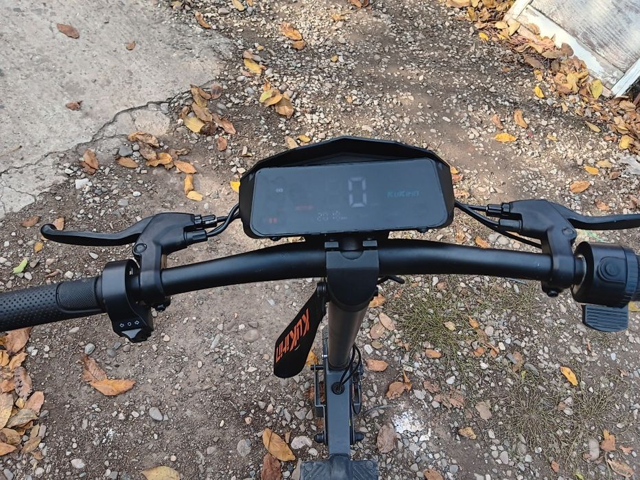 Vând kukirin g2 2024 defeca