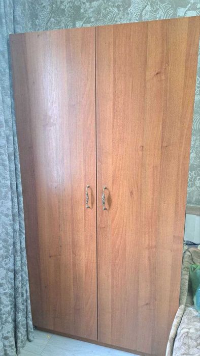 Шкаф для одежды, вещевой шкаф