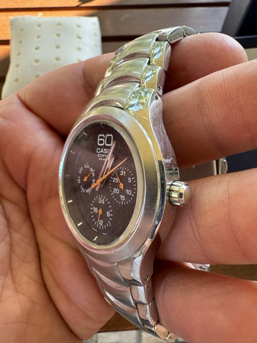 Часовник Casio Edifice