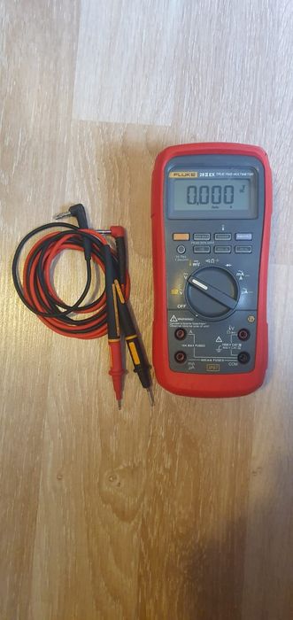 Multimetru digital Fluke 28 II Ex.