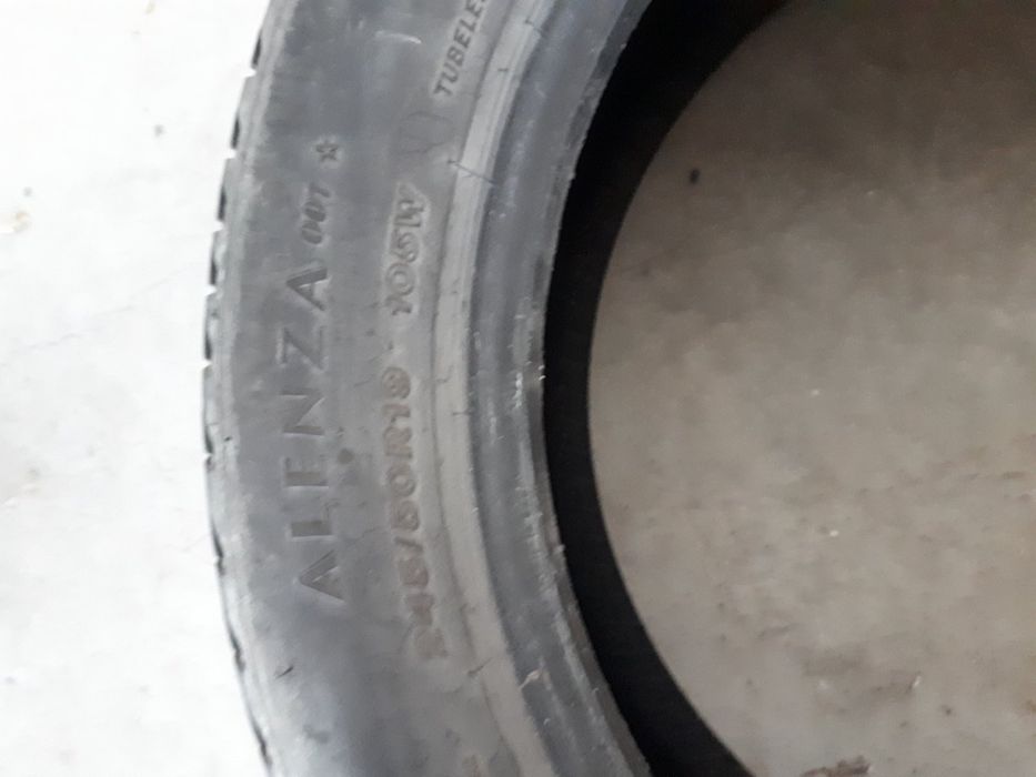 Летни гуми Bridgestone Alenza 245/50R19 BMW