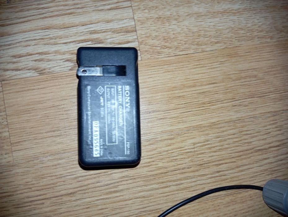 Зарядное устройство на PSP