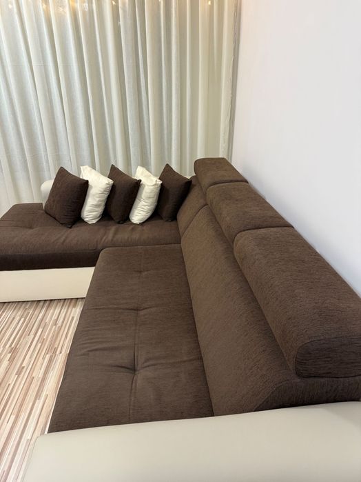 Ъглов разтегателен диван