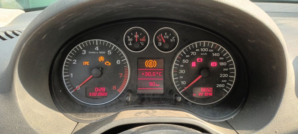 Audi A3 2.0 FSI.  НА ЧАСТИ