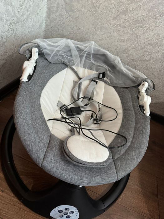 Продается шезлонг