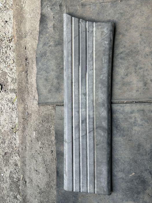 Молдинги Toyota Estima Emina