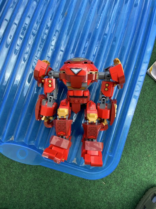 Vand lego diverse figurine si modele
