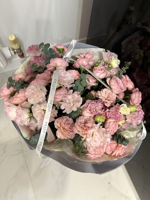Красивый букет от цветочного магазина dessoflowers_astana