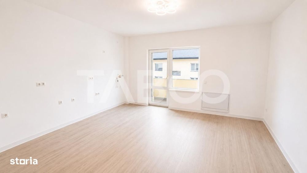 Apartament cu gradina si 3 camere decomandate de vanzare Doamna Stanca