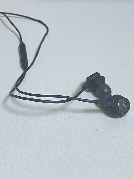 Проводные наушники akg S20