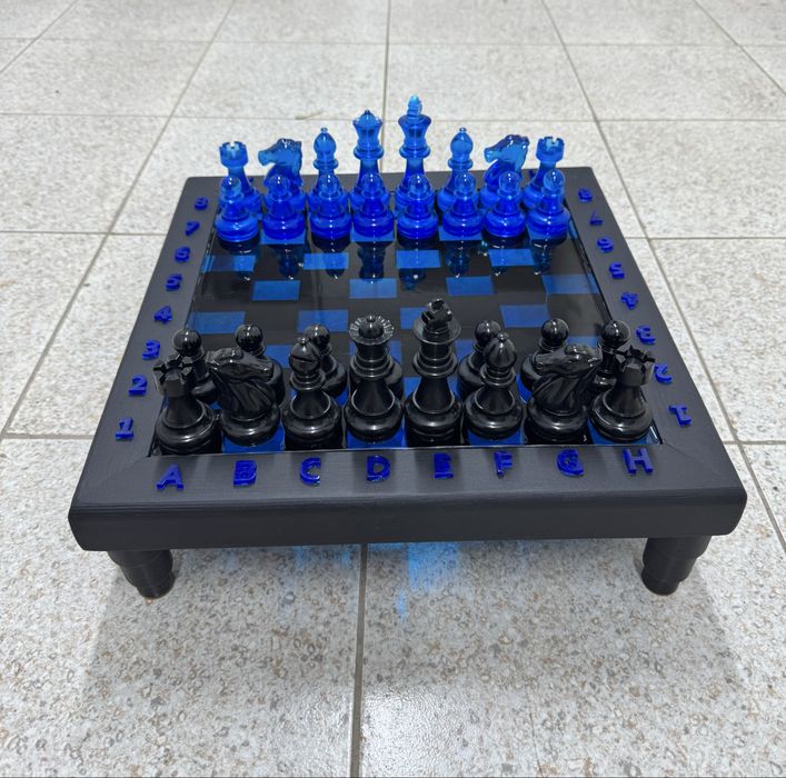 Столы журнальные обеденные