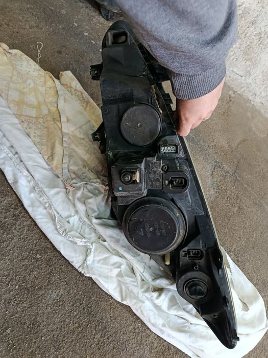 Фарове за Пежо 307