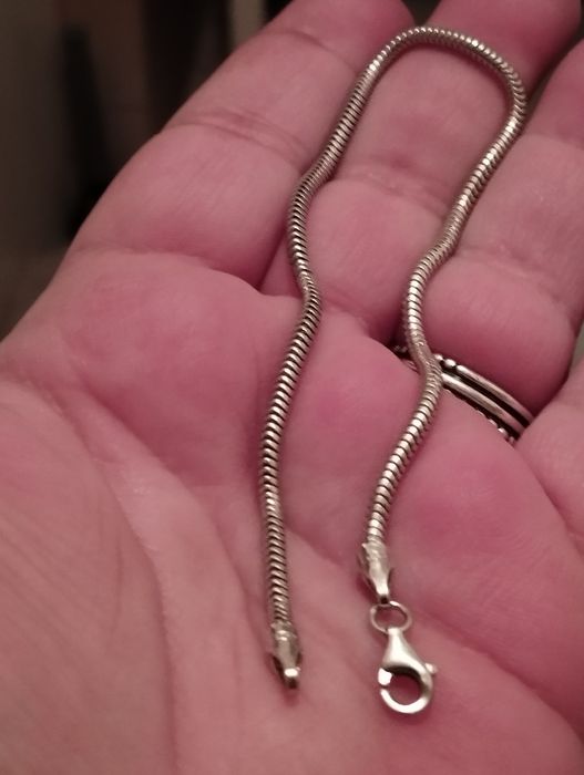 Brățară din argint model șarpe