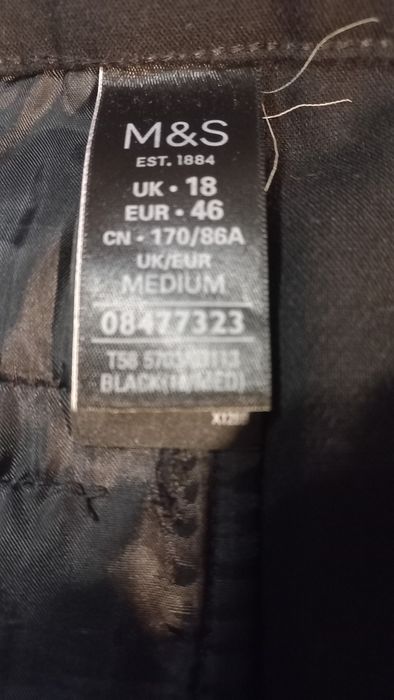 Брюки женские классические  состояние отличное надеты 2 раза, фирма Ma