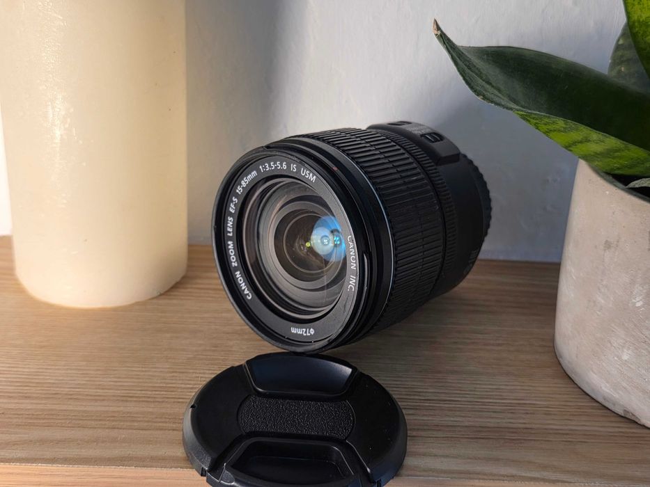 Обектив Canon ef-s 15-85 USM IS