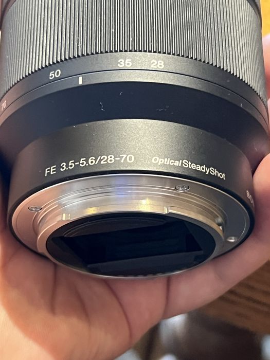 Объектив Sony FE 28-70mm