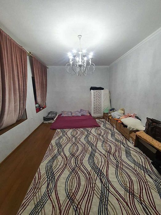 Yu  Продаётся дом на 2,3 сотках, 4 комнаты, 2 спальни, ул. Хаваст