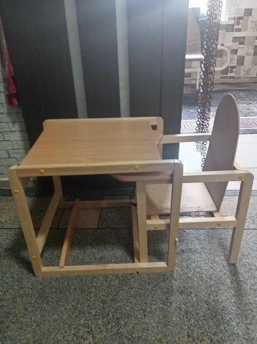 Продам стульчик для кормления