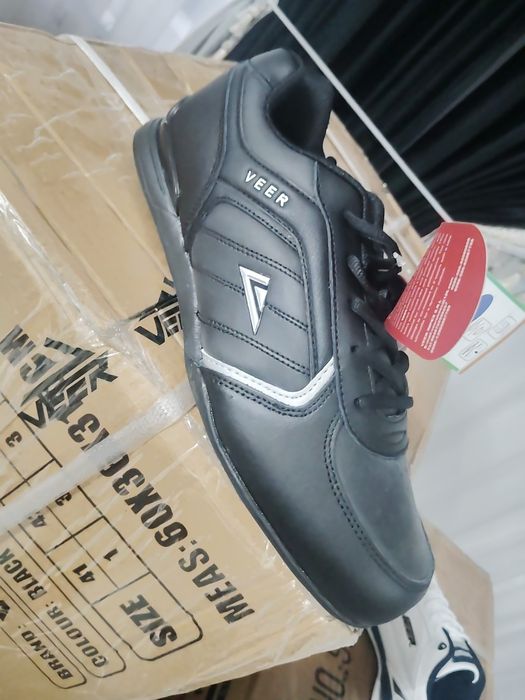 Adidași veer doar en grooo