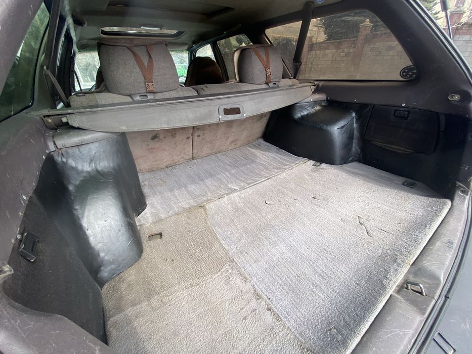 Продам Subaru legacy машину